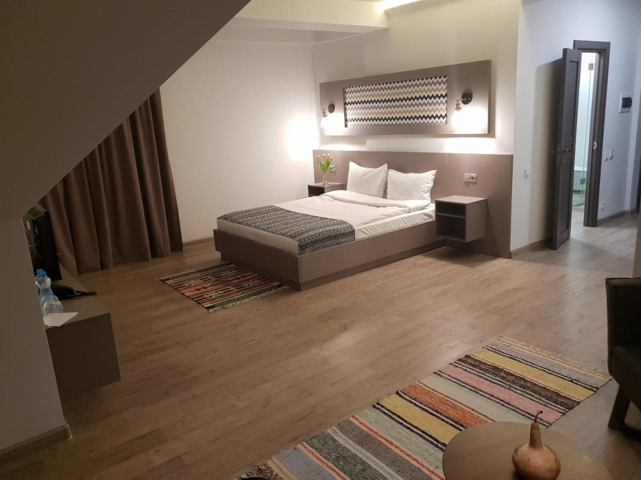 Casa Daca Boutique Hotel Кишинев Екстериор снимка